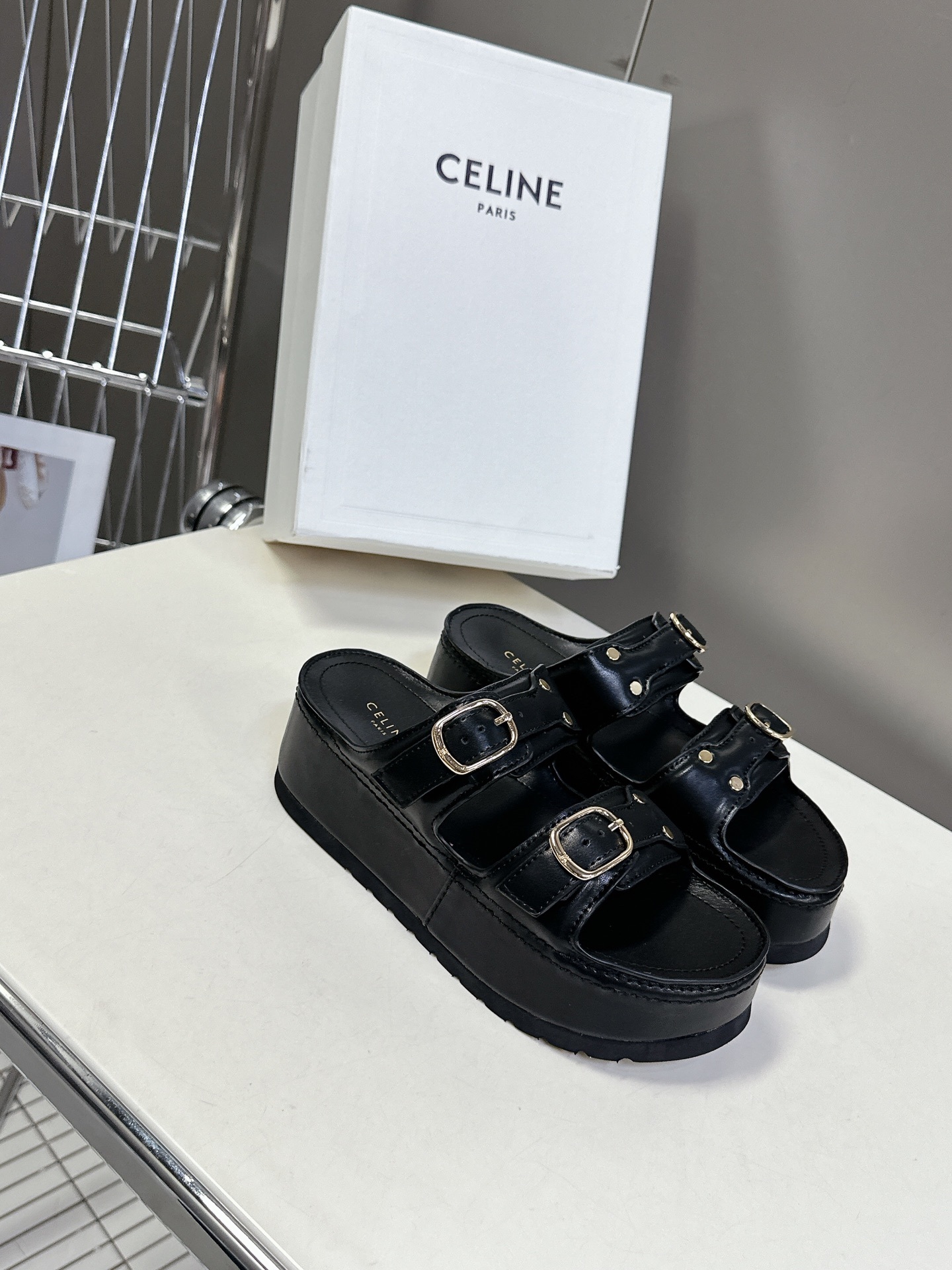C Style Casual holiday sandals