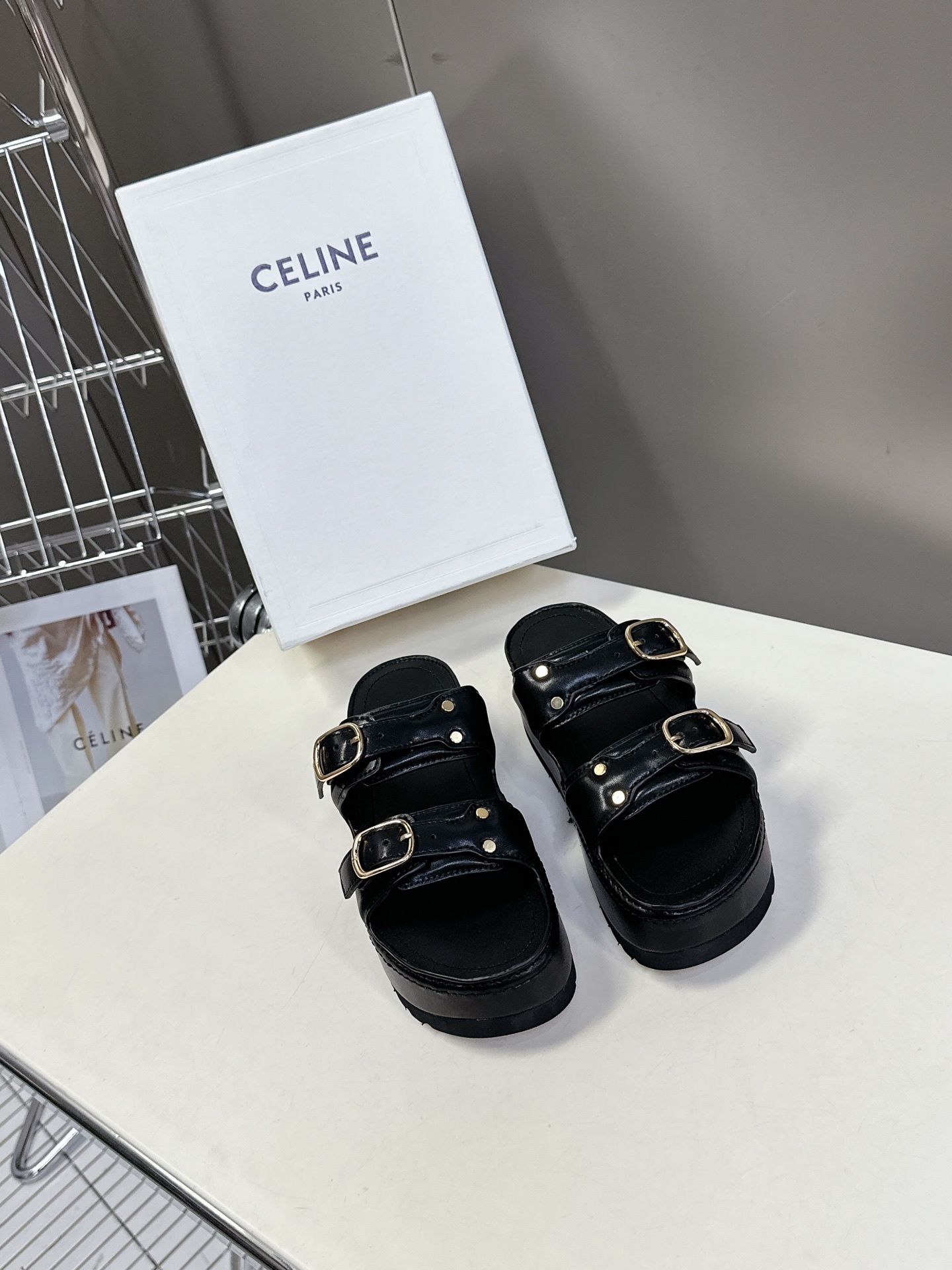 C Style Casual holiday sandals