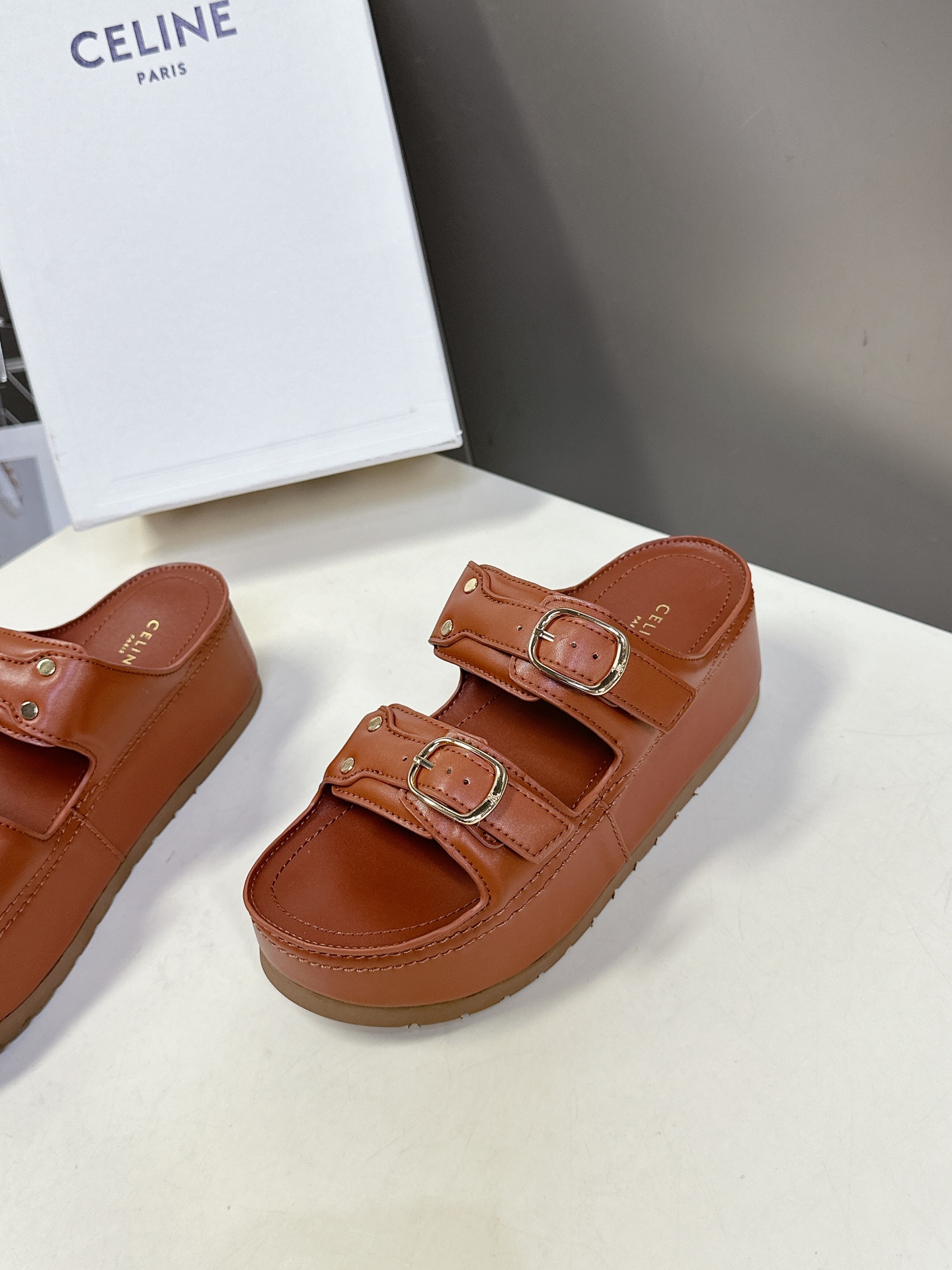 C Style Casual holiday sandals