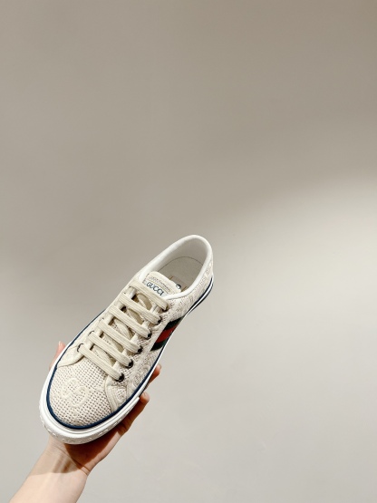 G Style Low-top sneakers