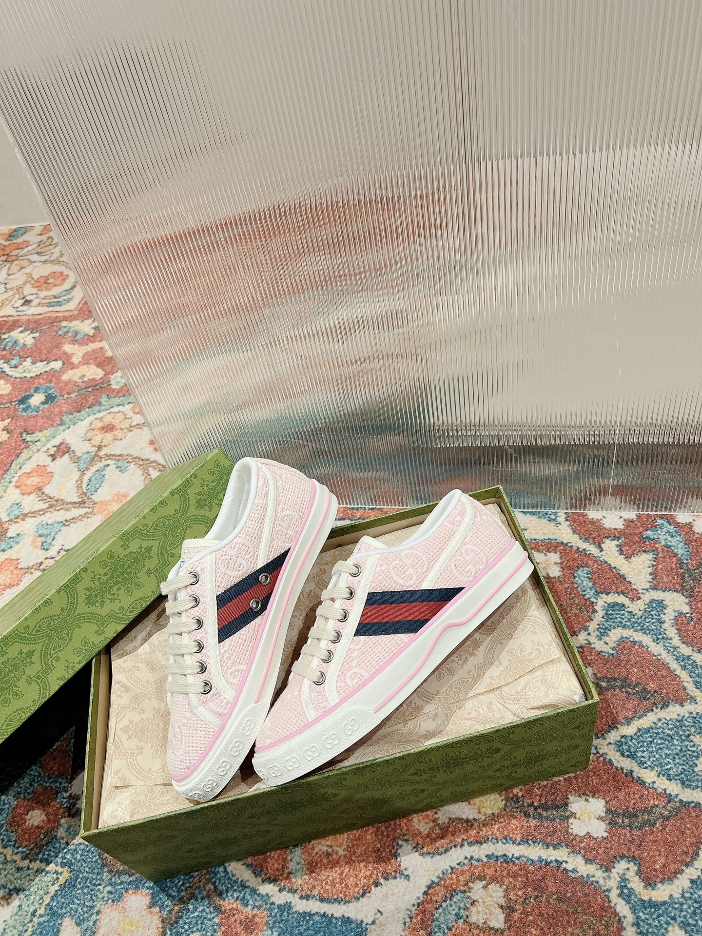 G Style Low-top sneakers