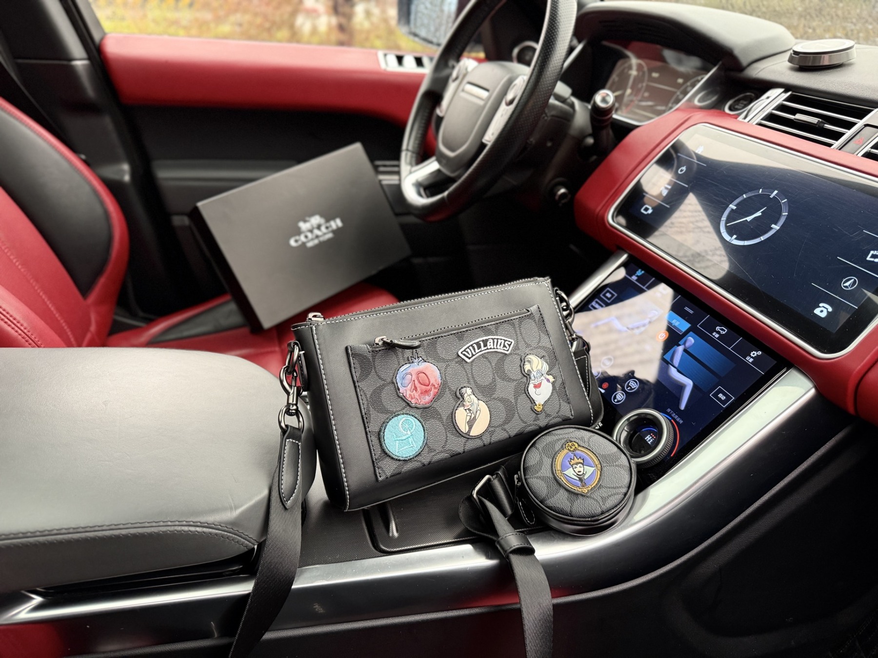 G Style Shoulder Bag