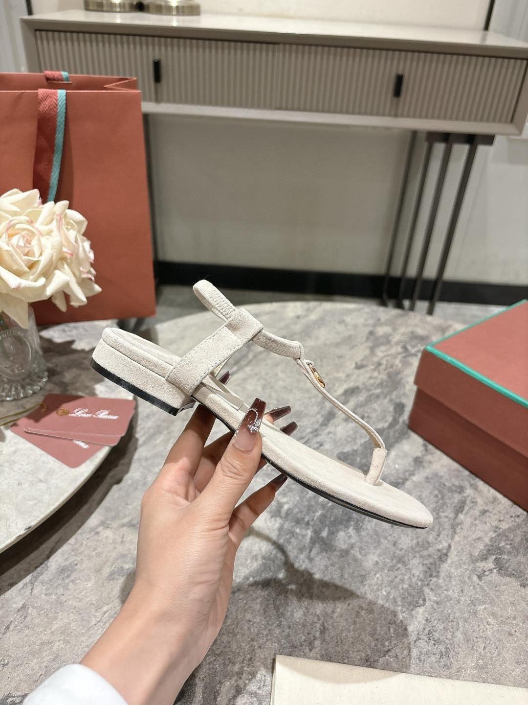 L Style Flip Flop Sandals