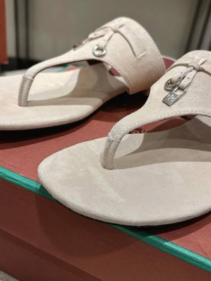 L Style Flip Flop Sandals