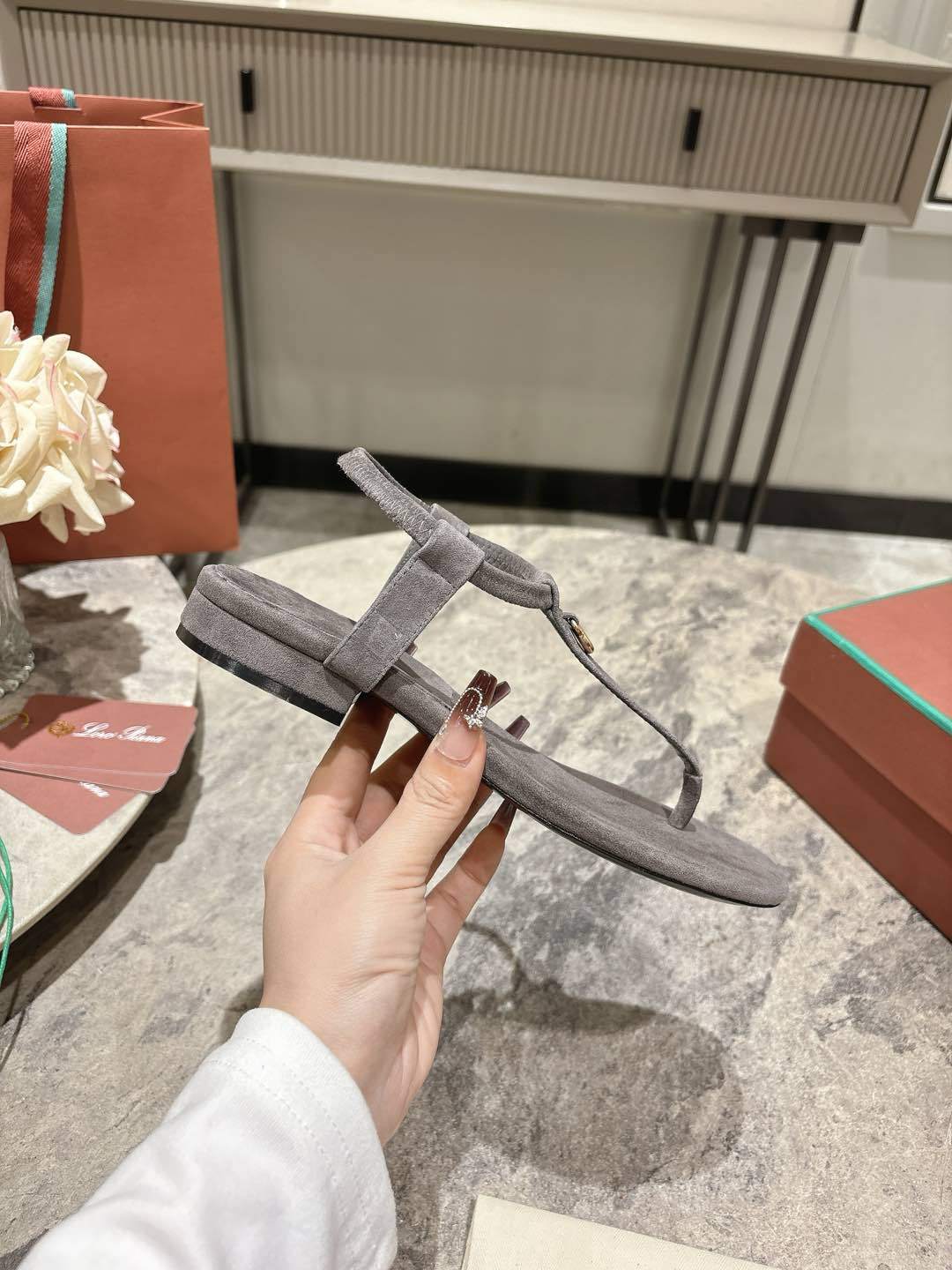 L Style Flip Flop Sandals