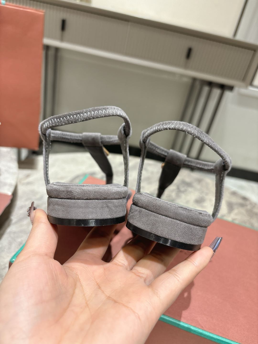 L Style Flip Flop Sandals