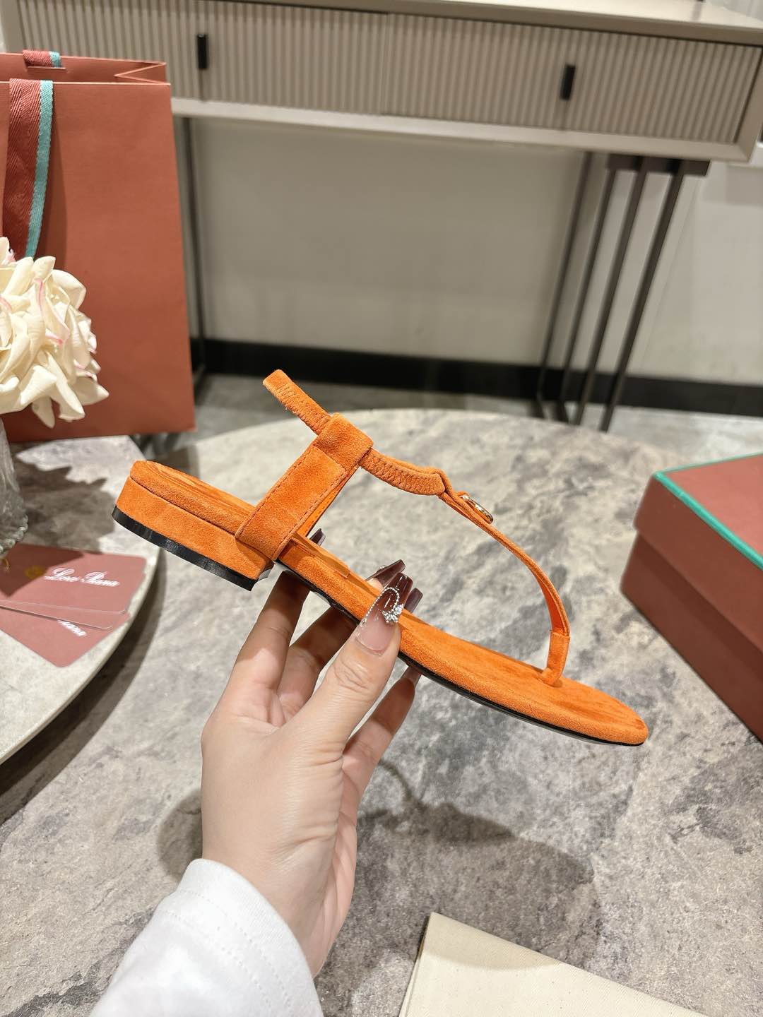 L Style Flip Flop Sandals