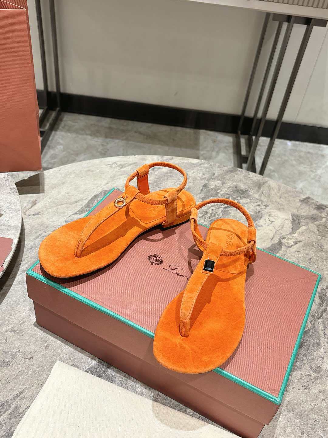 L Style Flip Flop Sandals