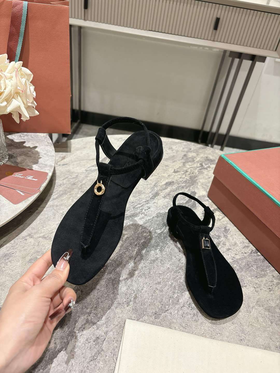 L Style Flip Flop Sandals