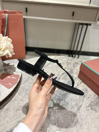 L Style Flip Flop Sandals