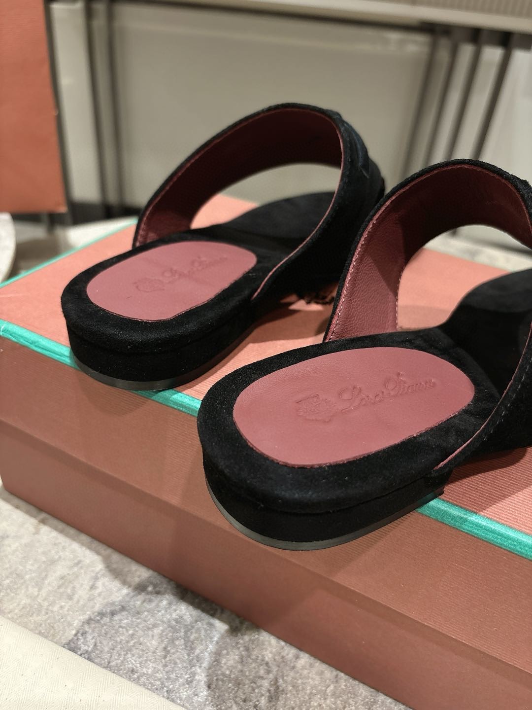 L Style Flip Flop Sandals