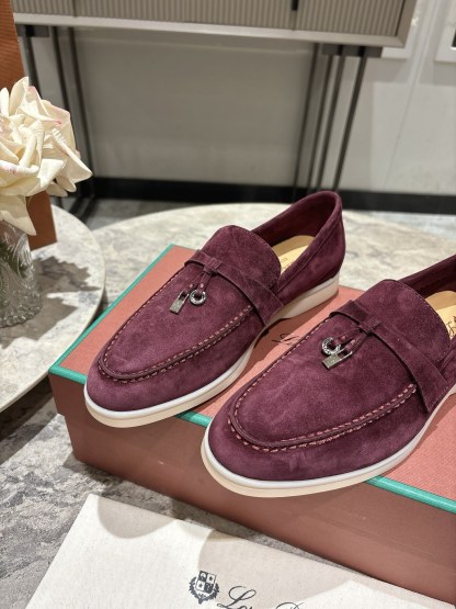 L Style  Flat loafers