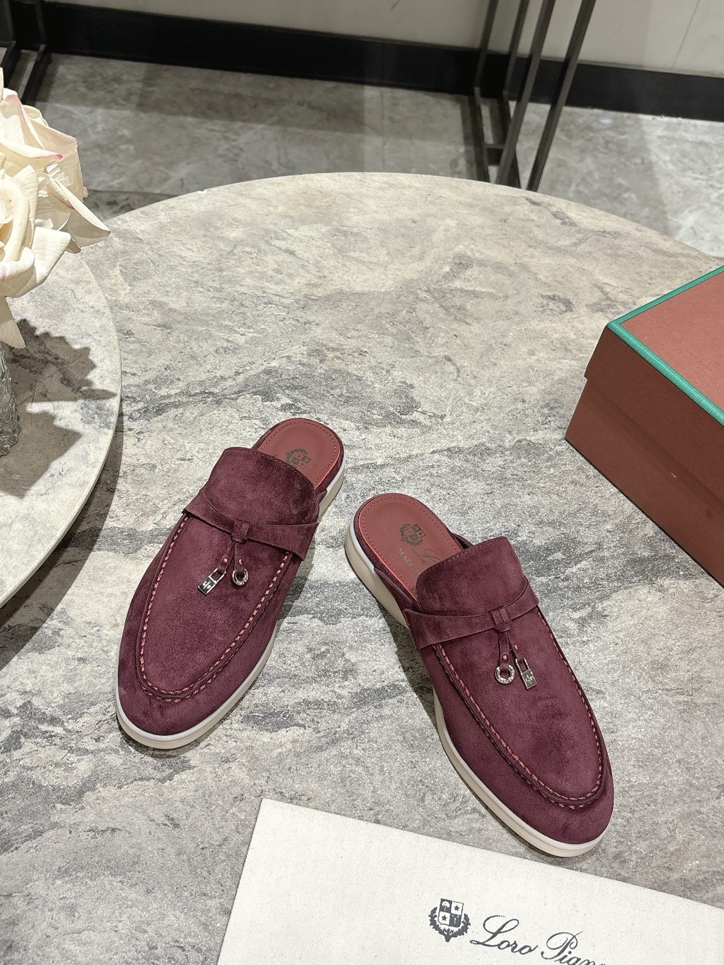 L Style  Flat loafers