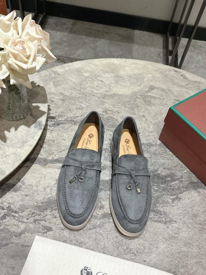 L Style  Flat loafers