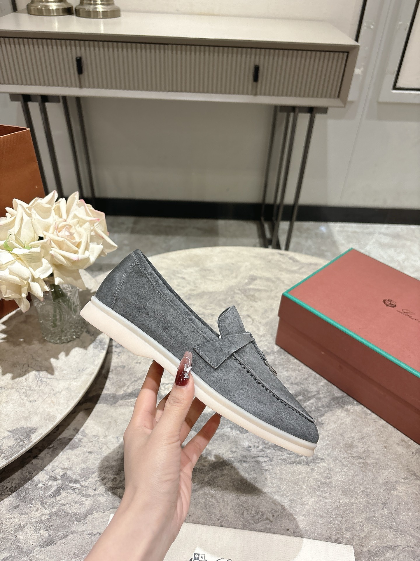 L Style  Flat loafers