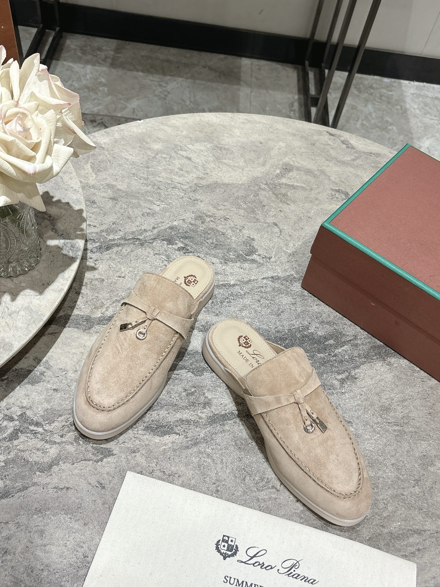 L Style  Flat loafers