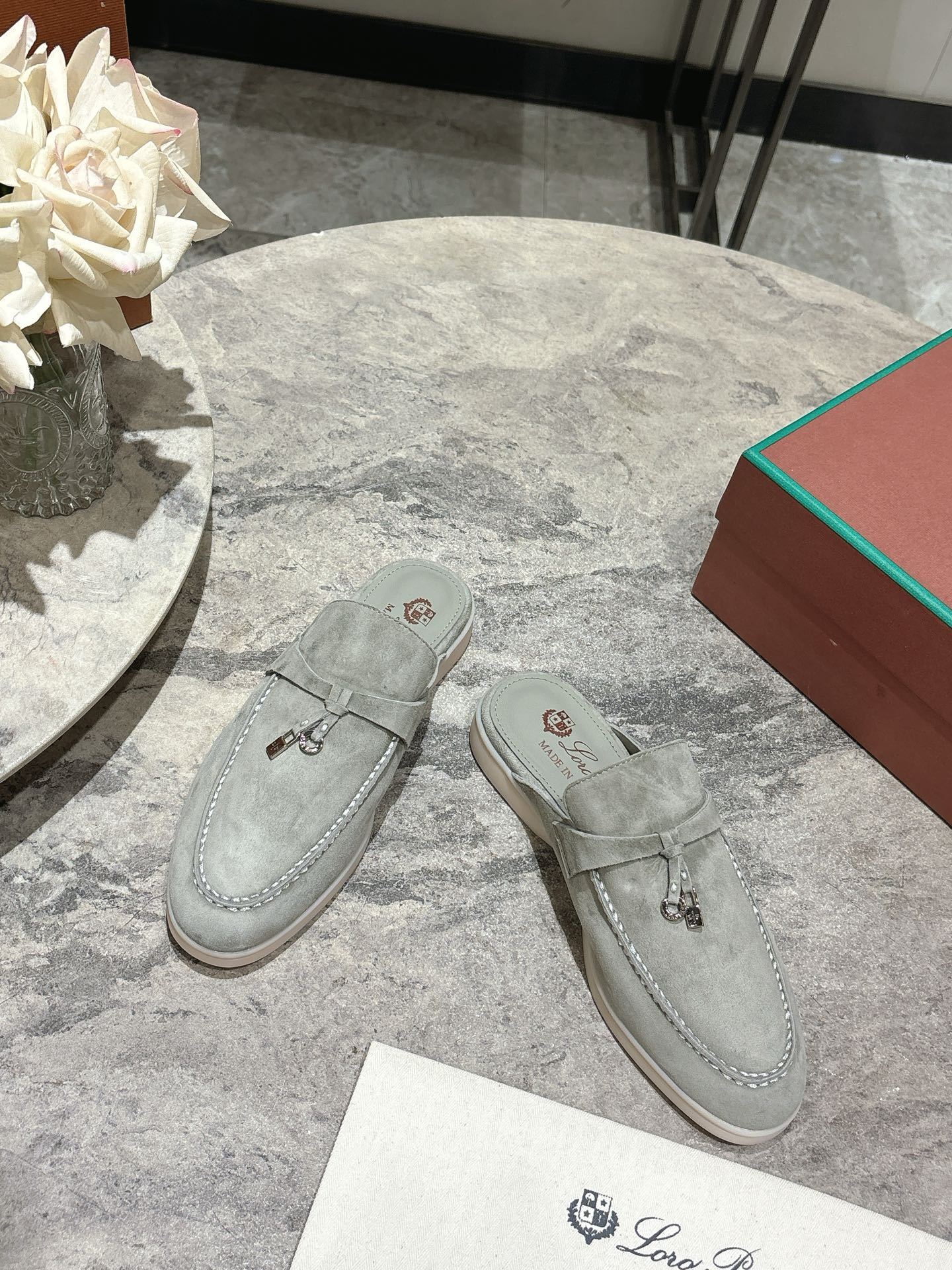 L Style  Flat loafers