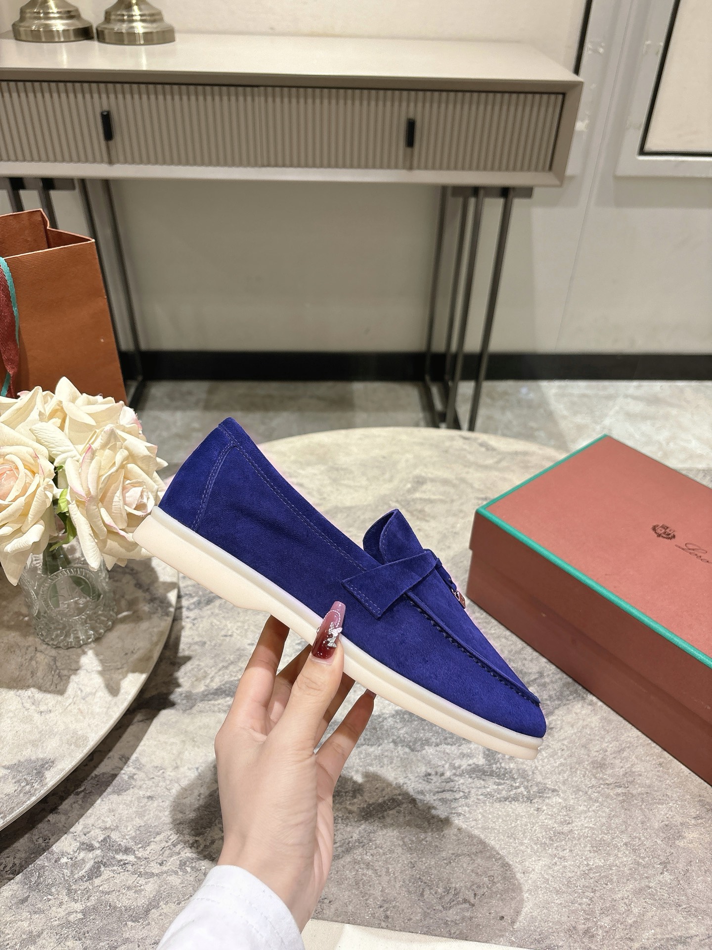 L Style  Flat loafers