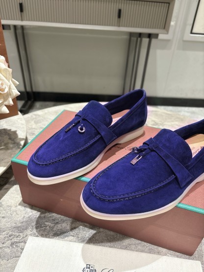 L Style  Flat loafers