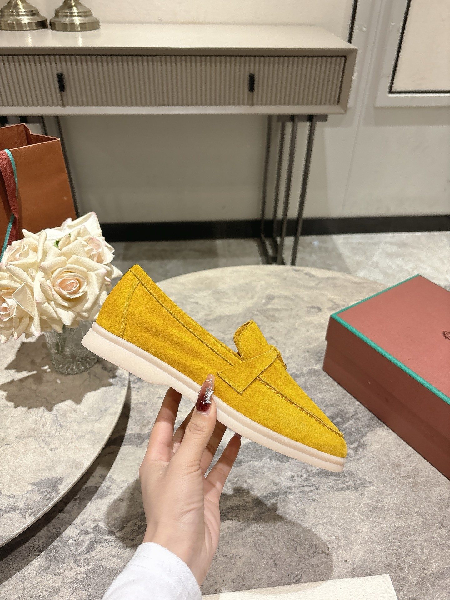 L Style  Flat loafers