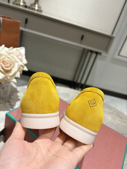 L Style  Flat loafers