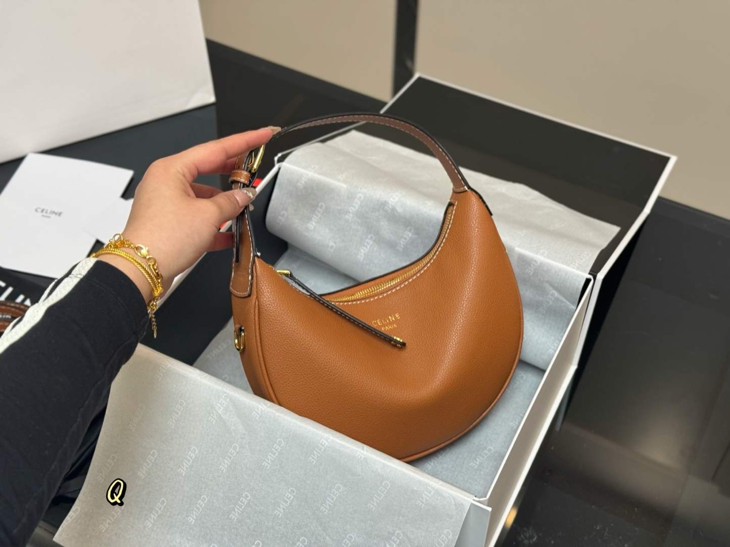 C Style Underarm Bag 22.15cm 