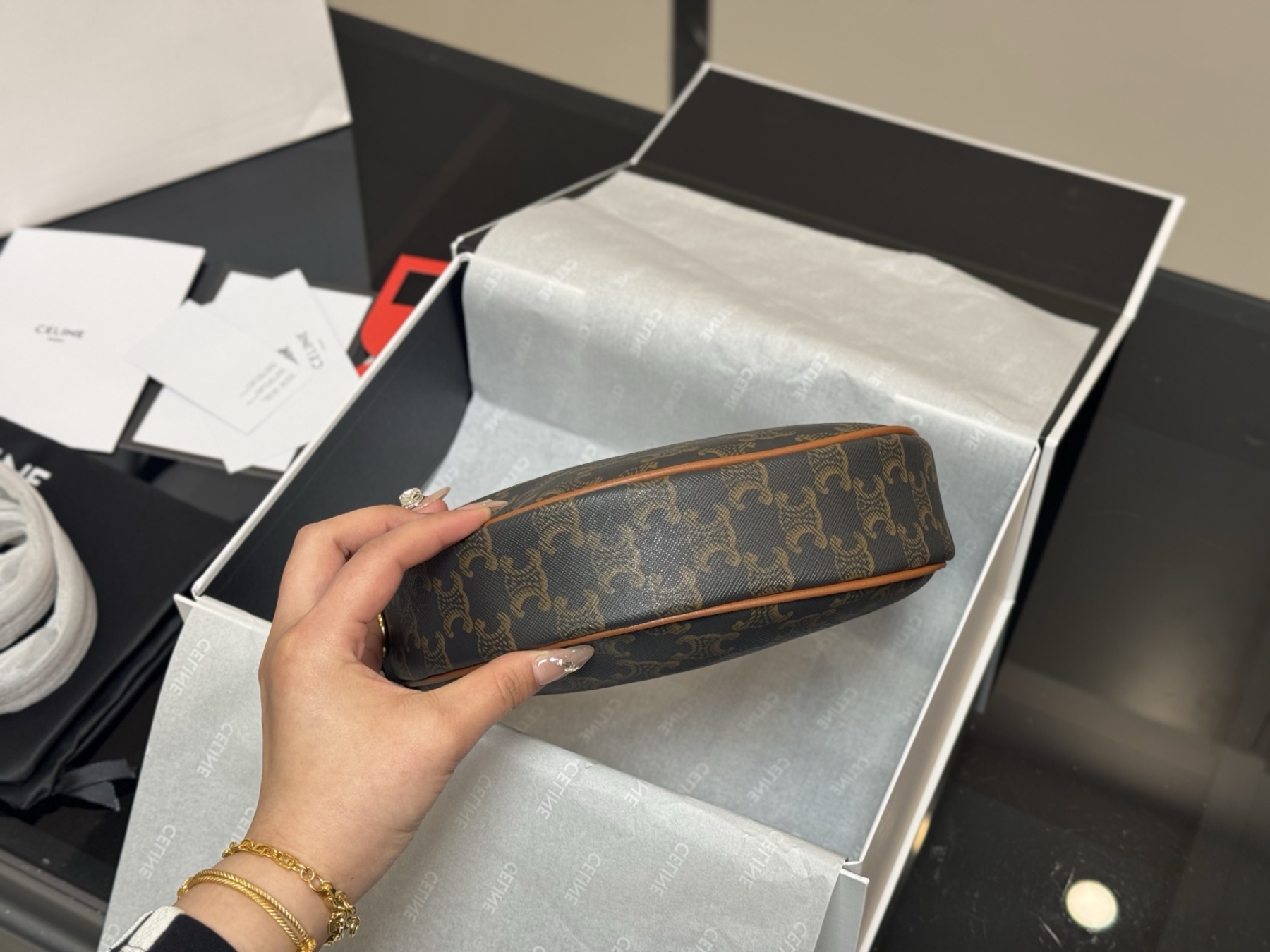 C Style Underarm Bag 22.15cm