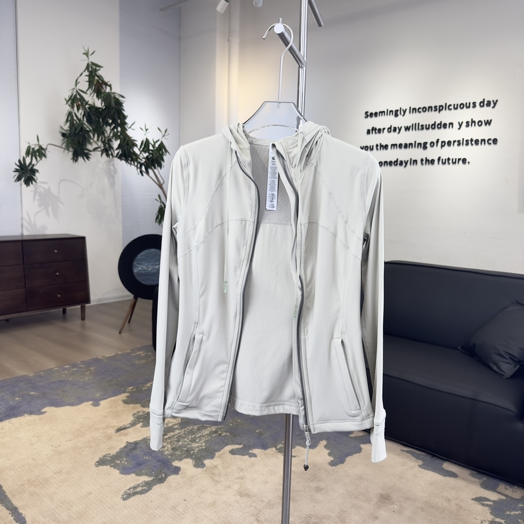 L style Women's Hooded Jackets/Coats