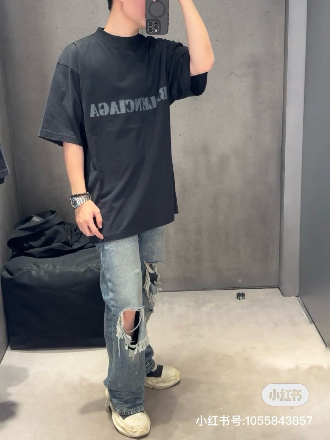 B Style T-shirt