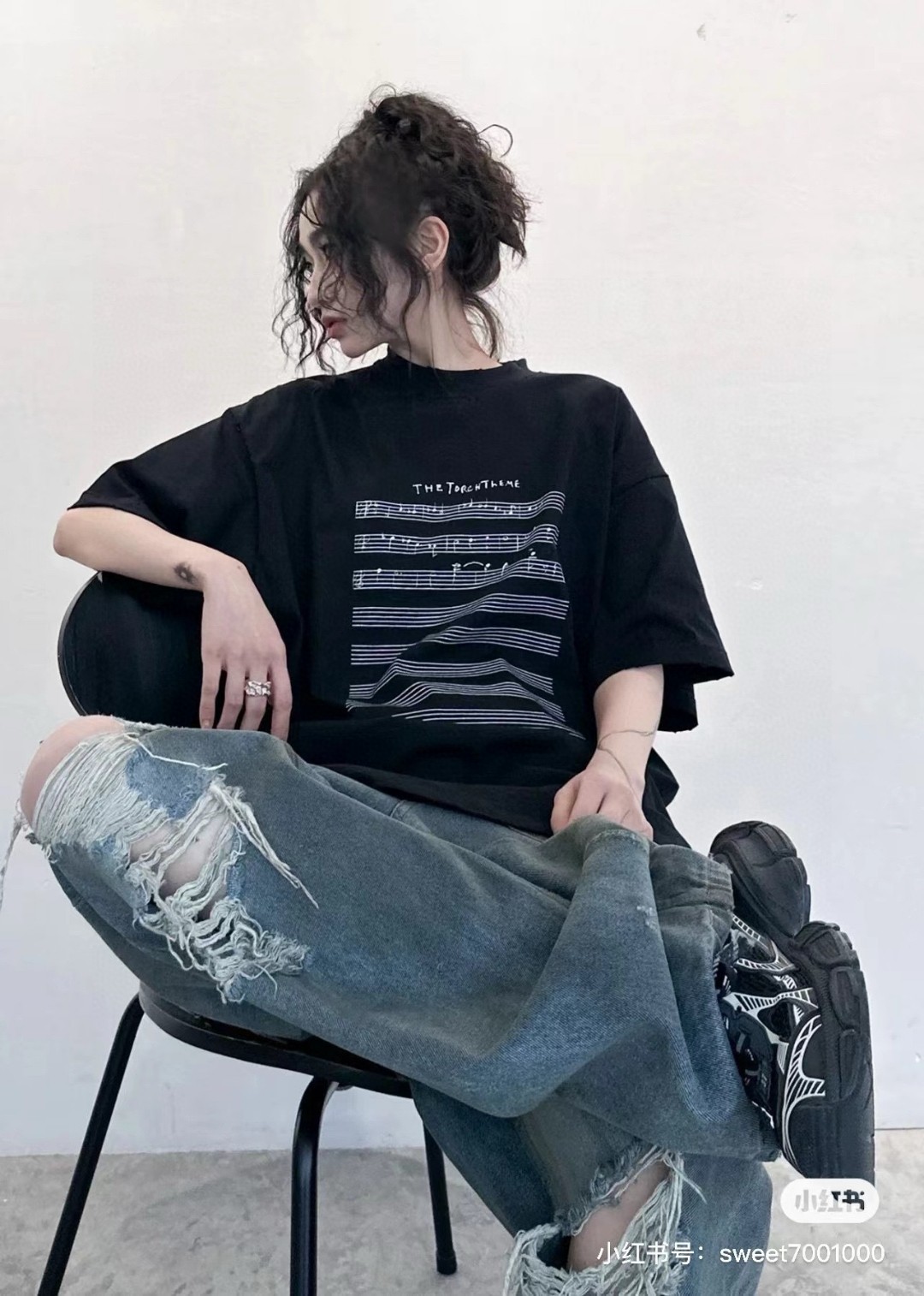 B Style T-shirt