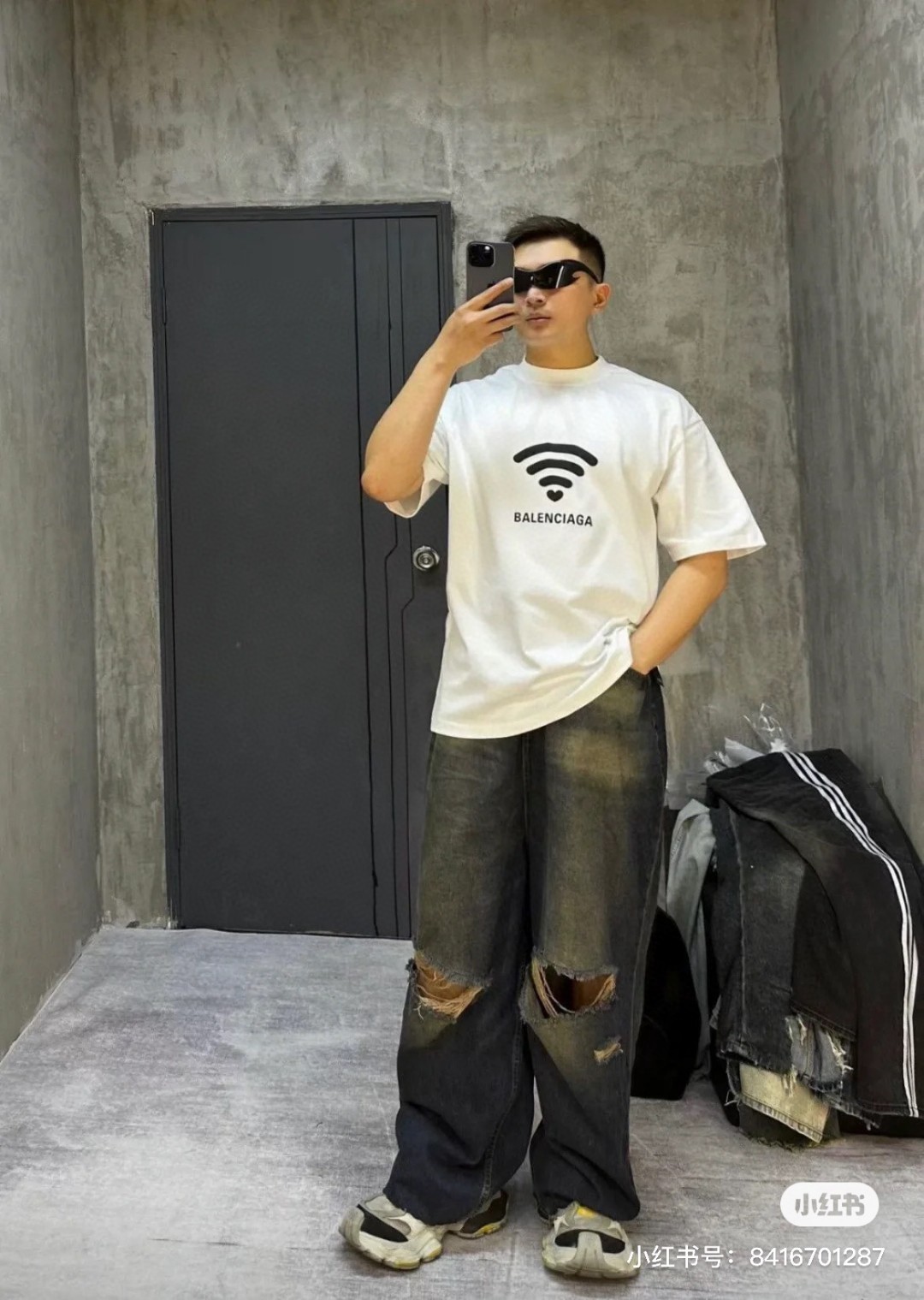 B Style T-shirt
