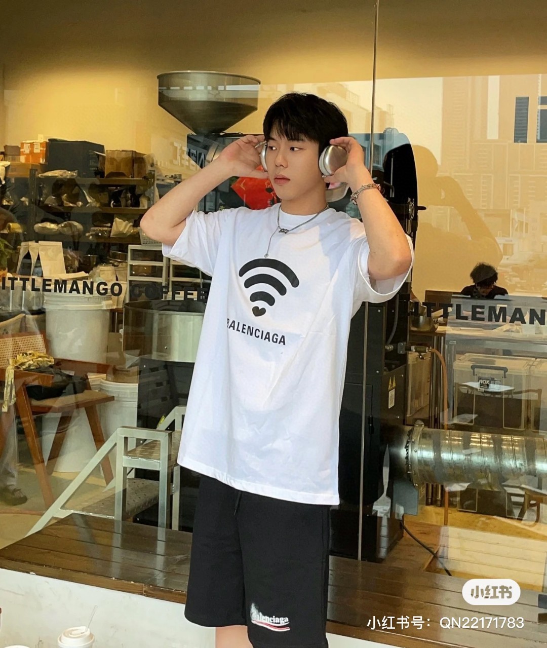 B Style T-shirt