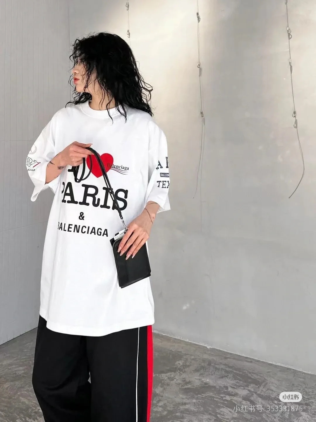 B Style T-shirt