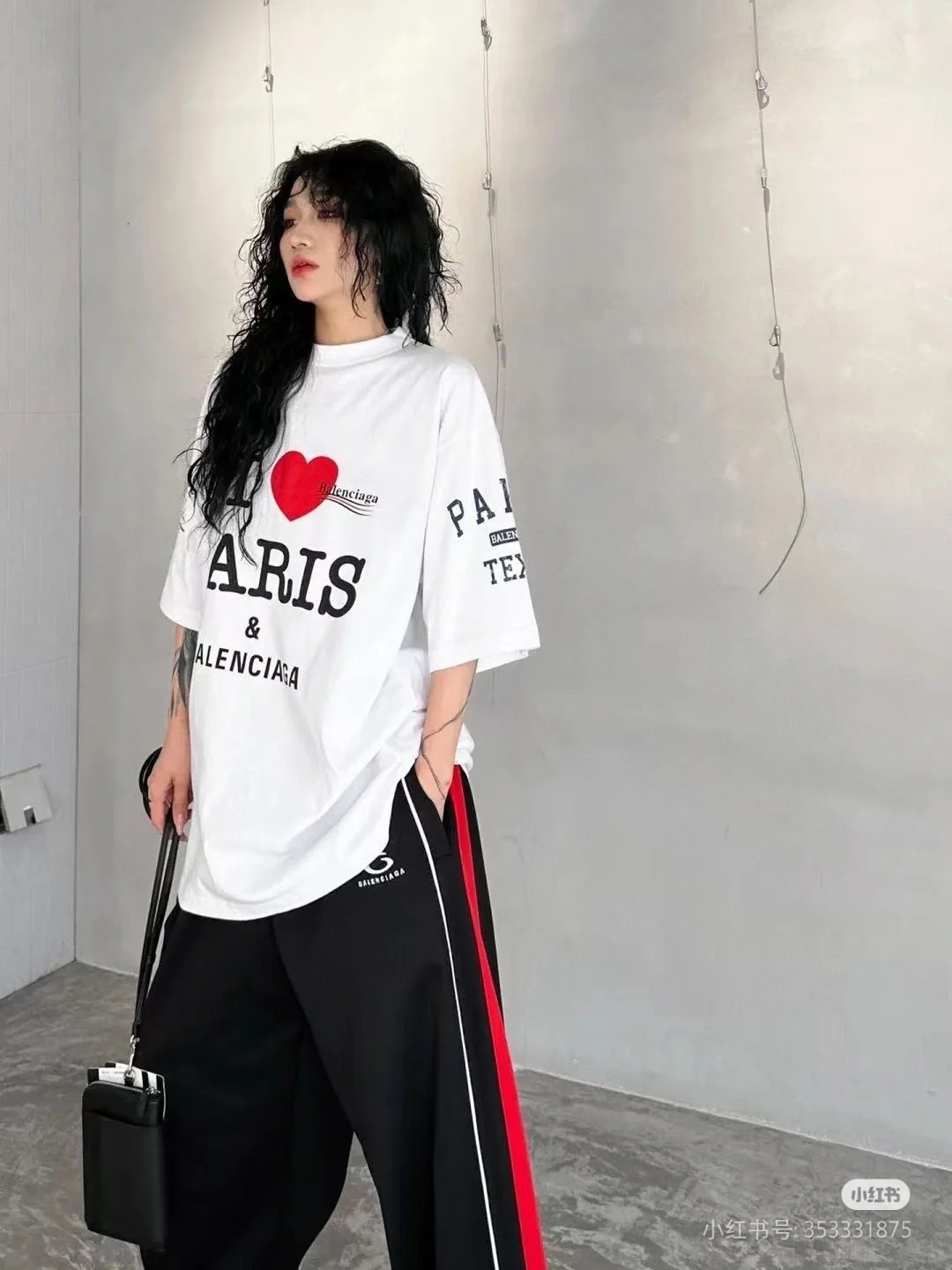 B Style T-shirt