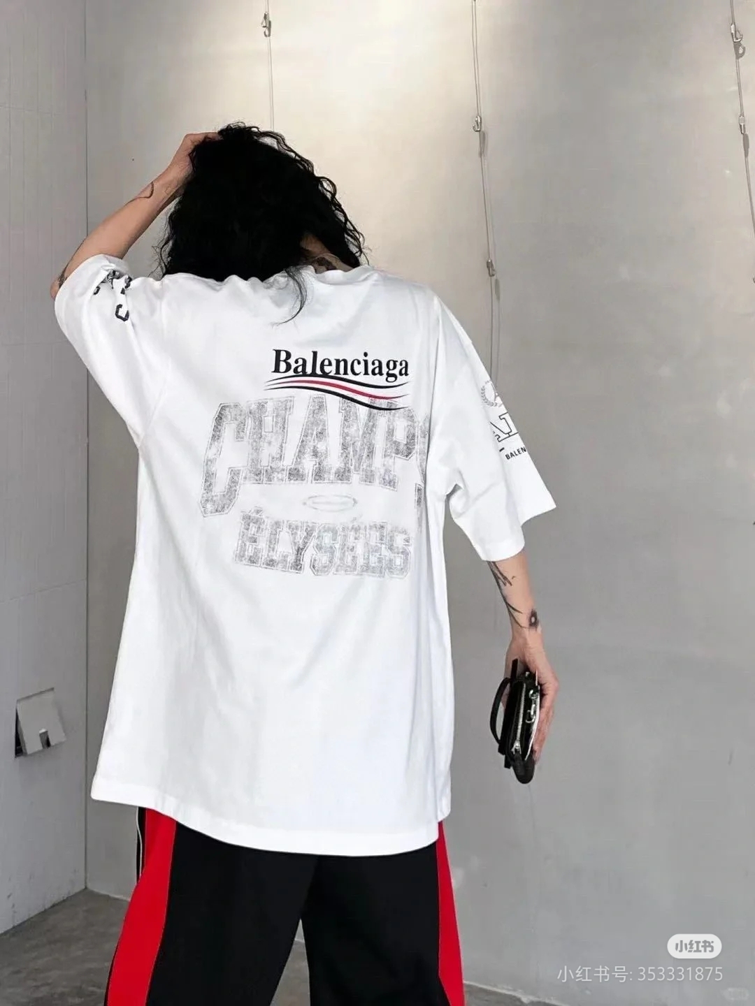 B Style T-shirt