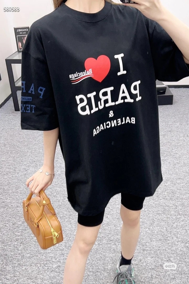 B Style T-shirt
