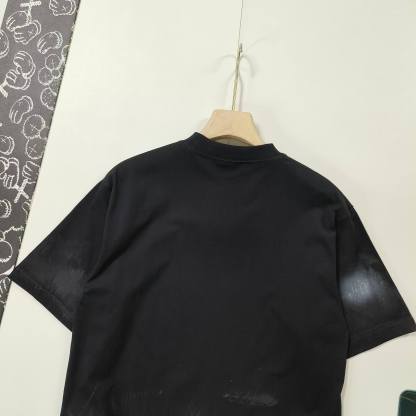 B Style T-shirt