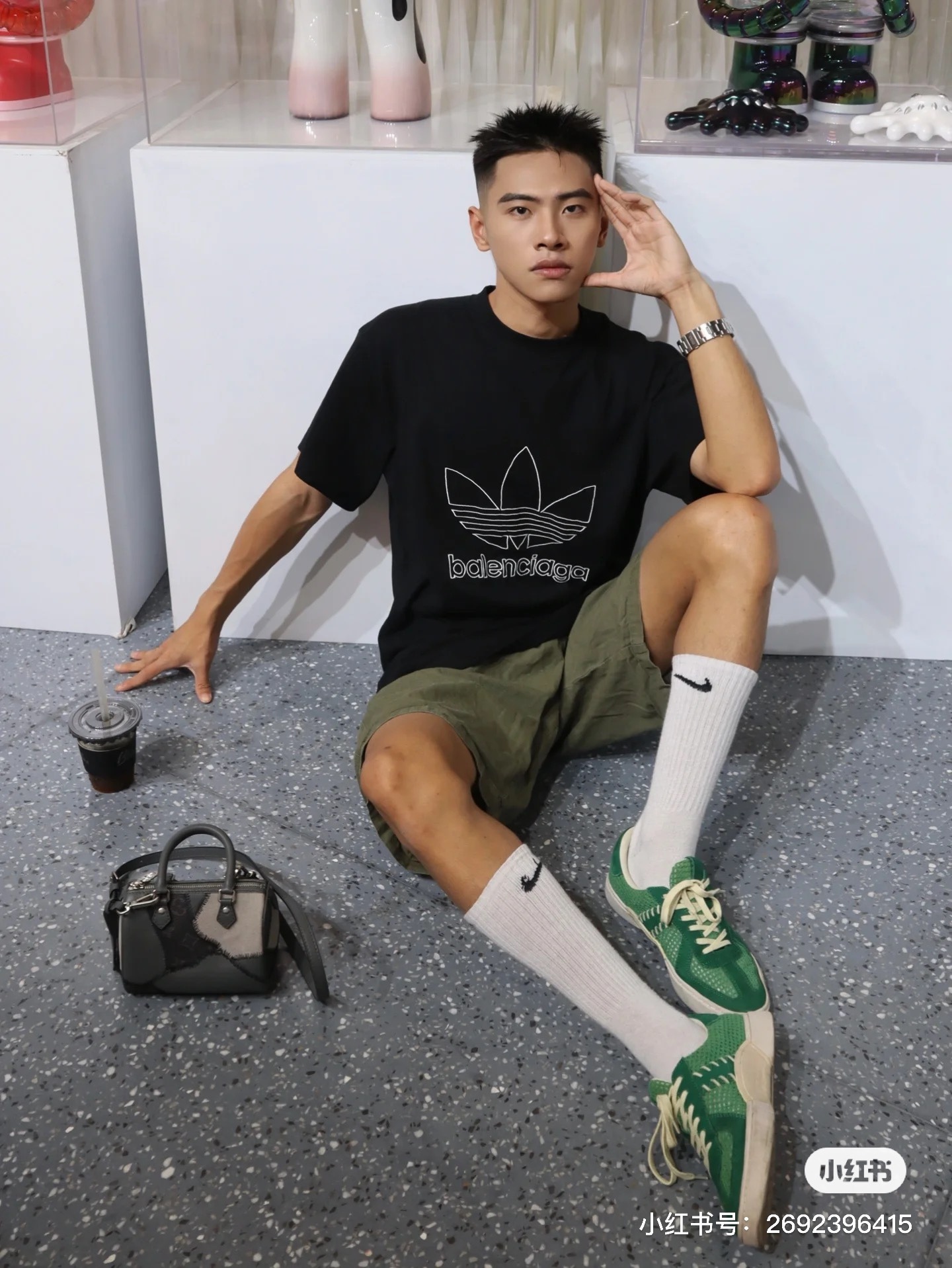 B Style T-shirt