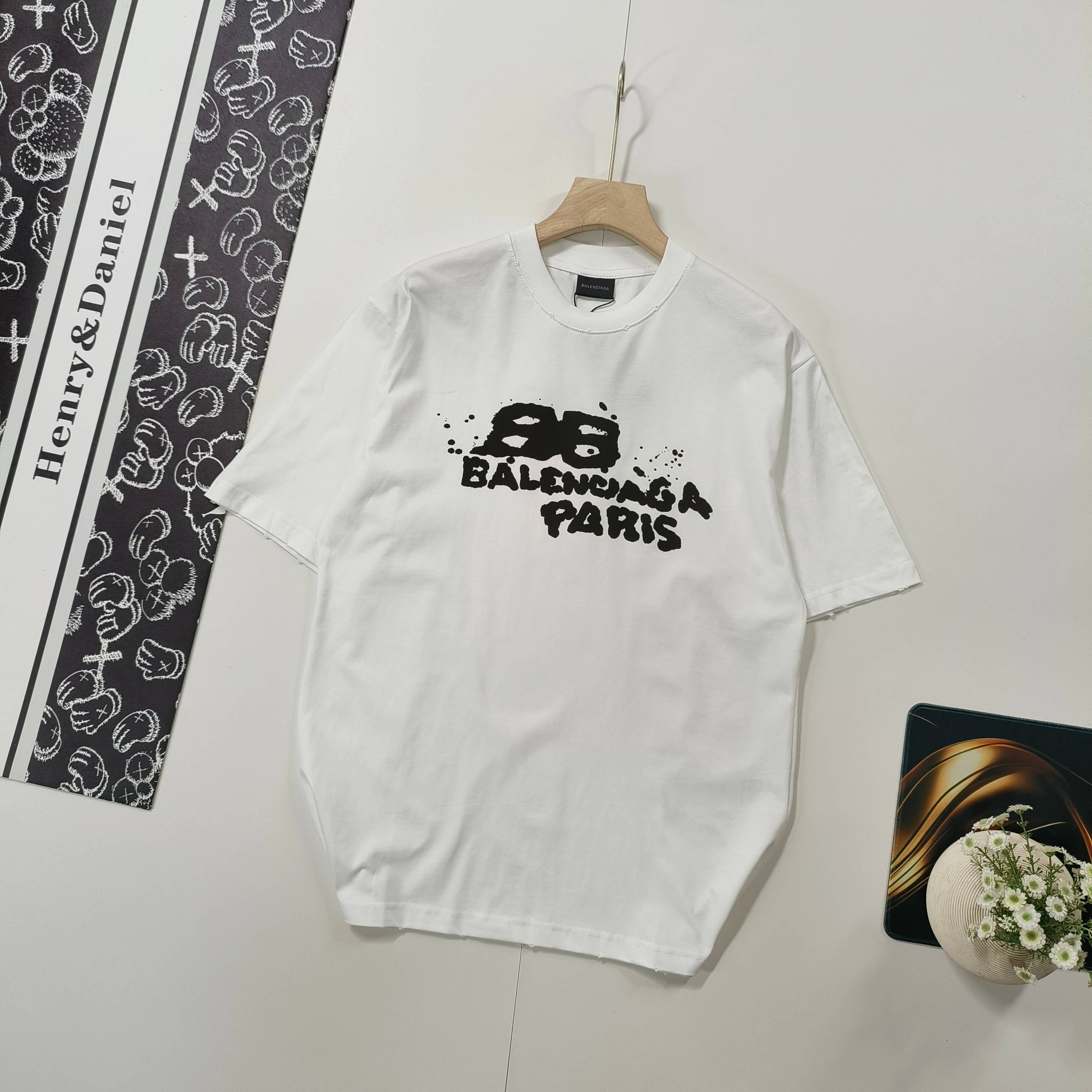 B Style T-shirt