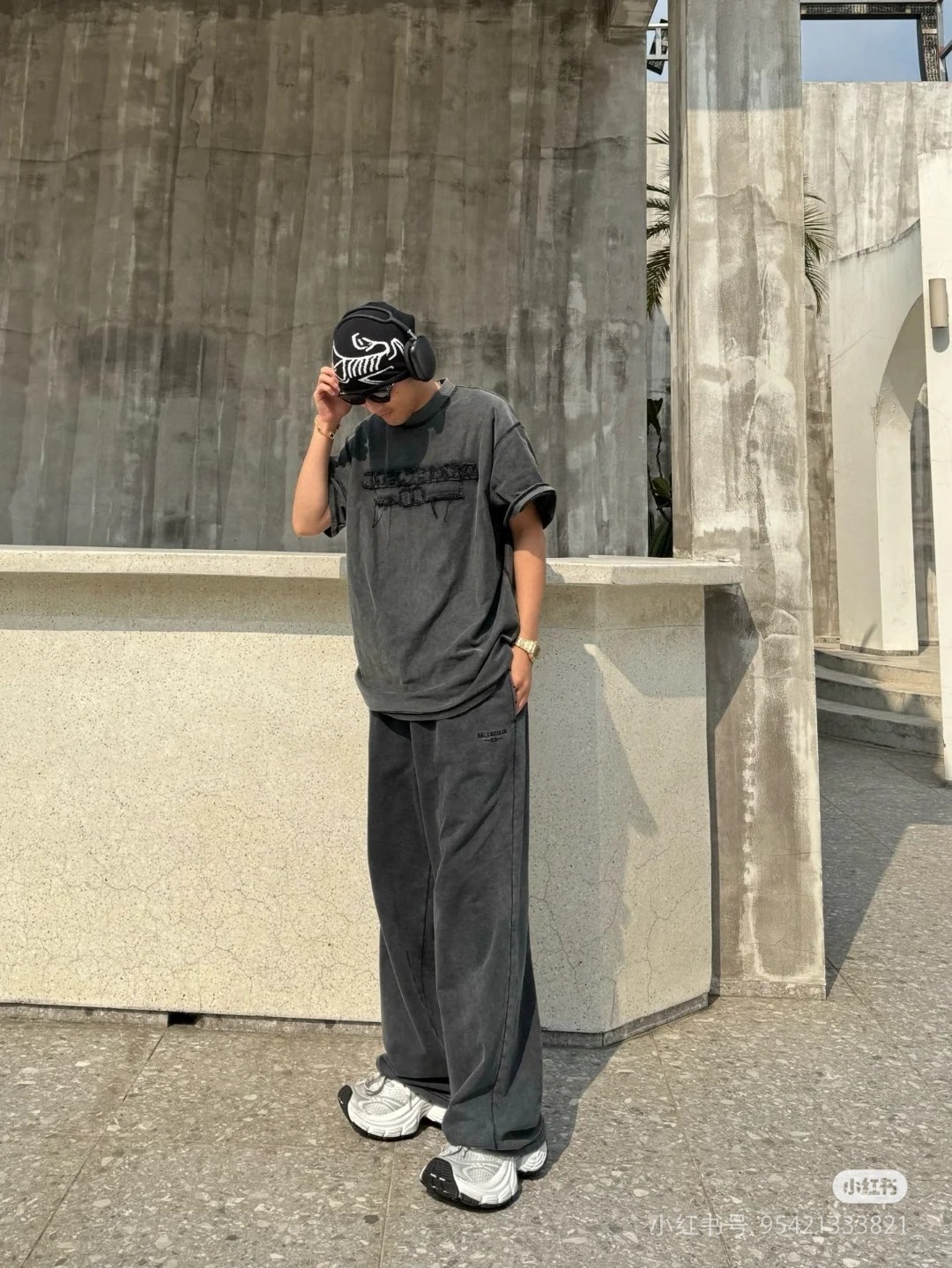 B Style T-shirt