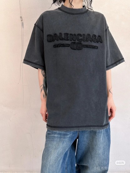 B Style T-shirt