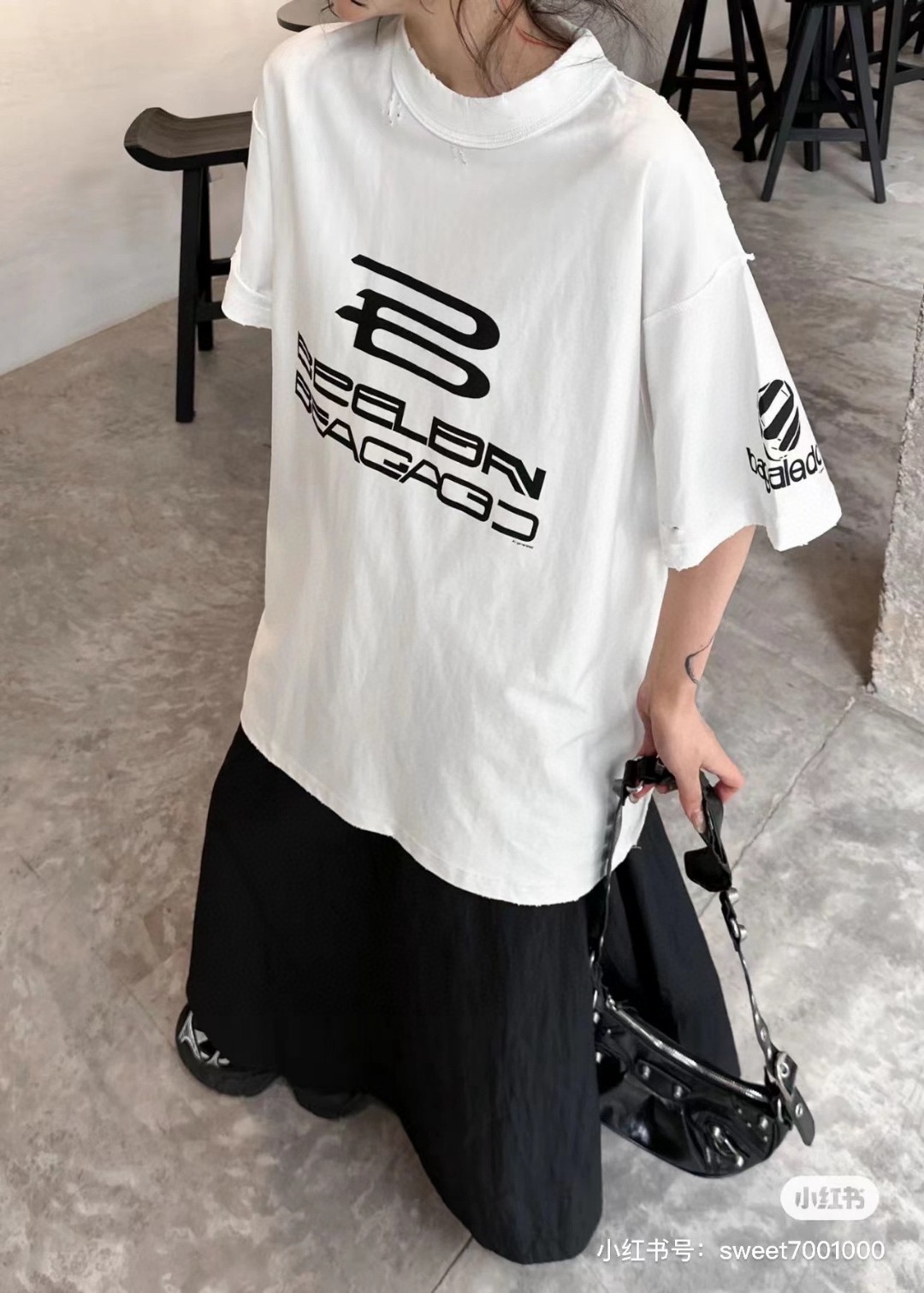 B Style T-shirt