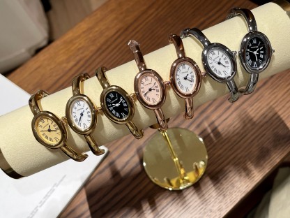 C Style Bracelet Style Bathtub Shape 32×23mm