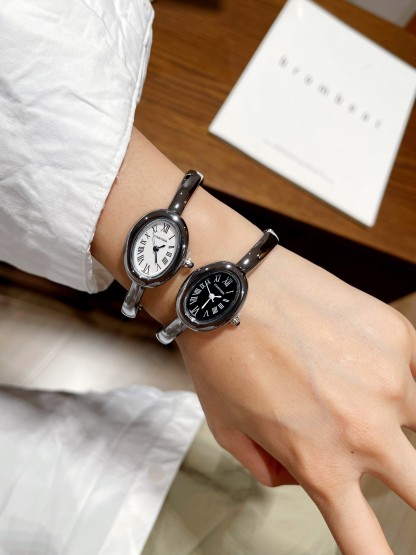 C Style Bracelet Style Bathtub Shape 32×23mm