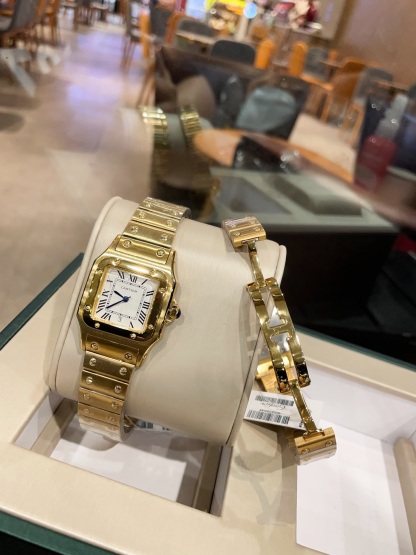 C Style Vintage Santos Medium 31×41mm Small 26×35mm watch