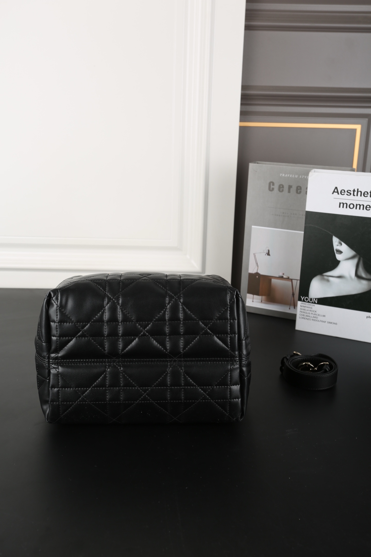 D style Vertical rattan pattern Aboriginal bag shoulder handbag