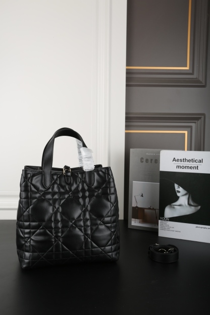 D style Vertical rattan pattern Aboriginal bag shoulder handbag