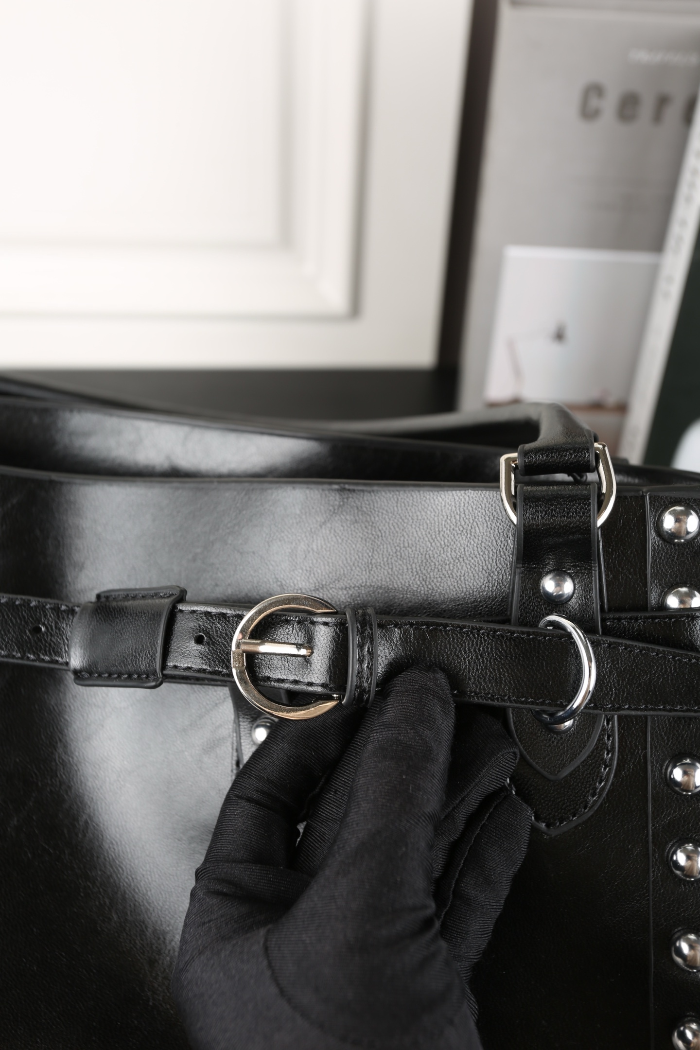M style Rivet Underarm Bag Handbag Single Shoulder Crossbody Bag