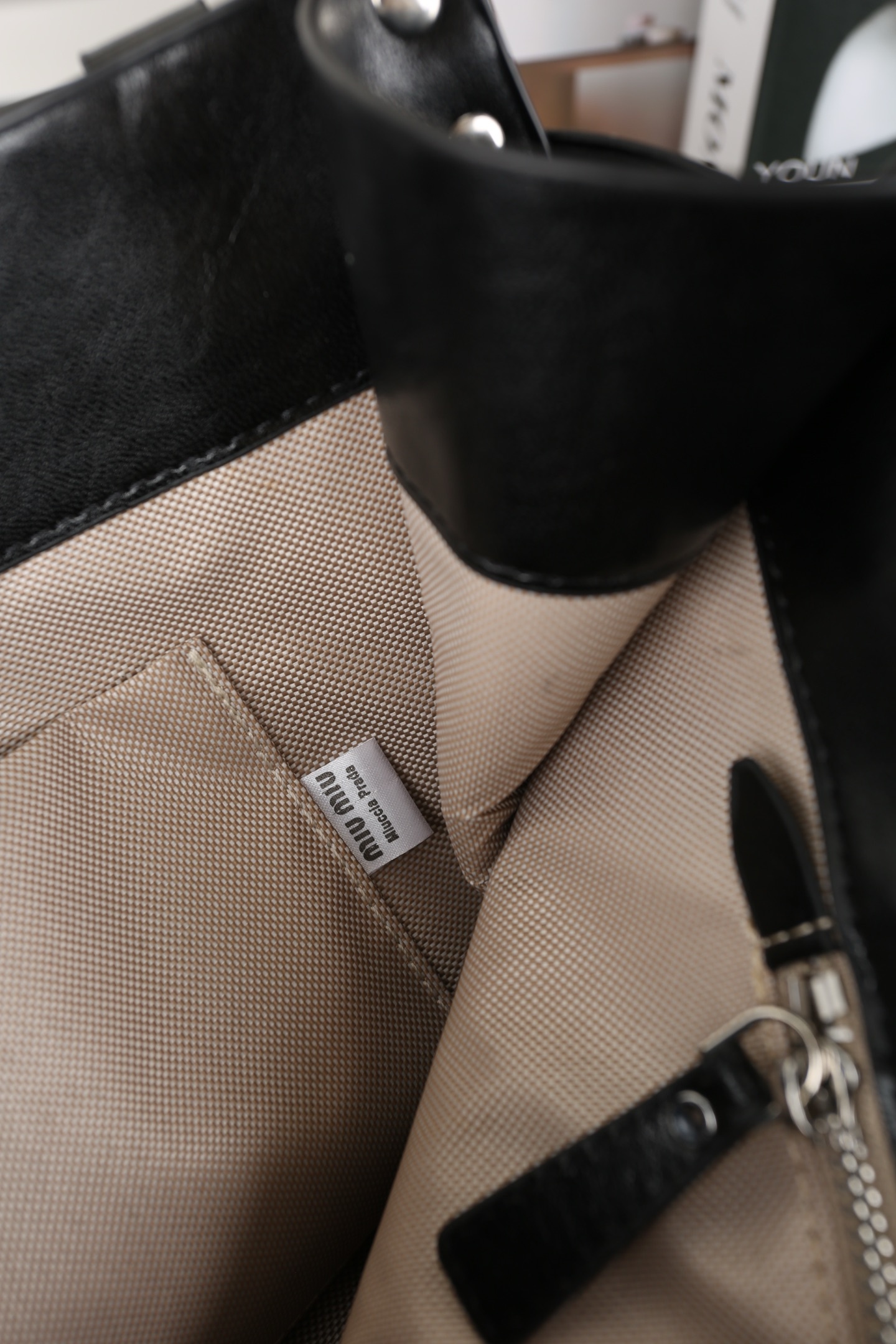 M style Rivet Underarm Bag Handbag Single Shoulder Crossbody Bag
