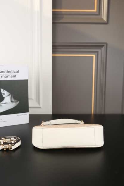 C style Chantilly Underarm Bag Mahjong Bag